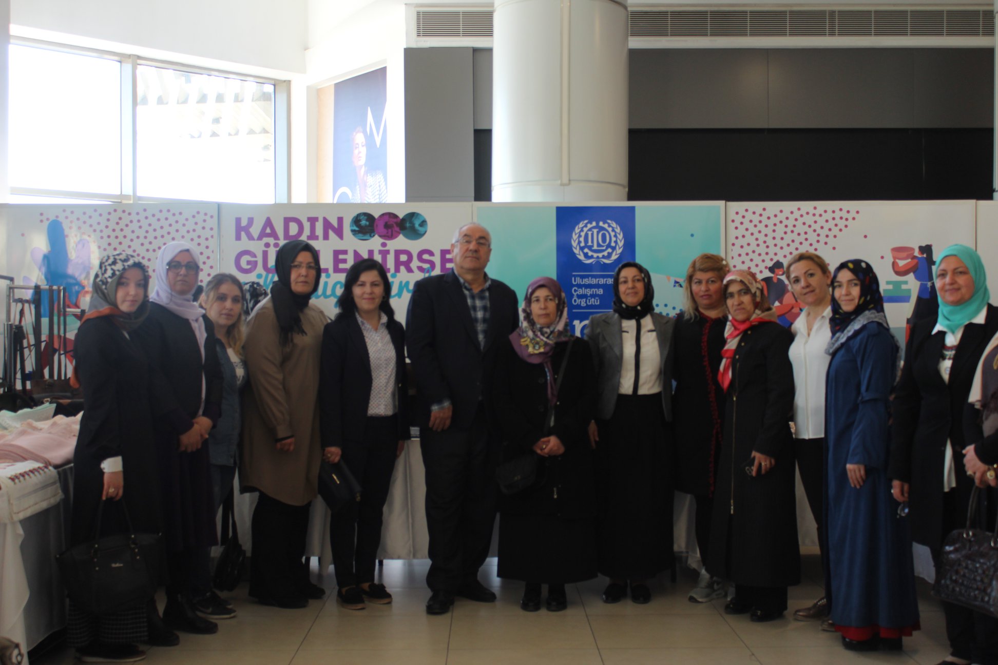 ILO ile düzenlenen  “Göçmen Kadınlar El Emekleri Sergisi” Vega (Neo) AVM’de açıldı